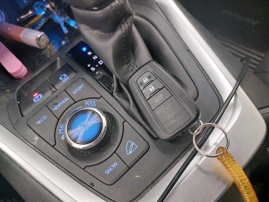 Toyota RAV4 V (XA50) Москва  - изображение 21