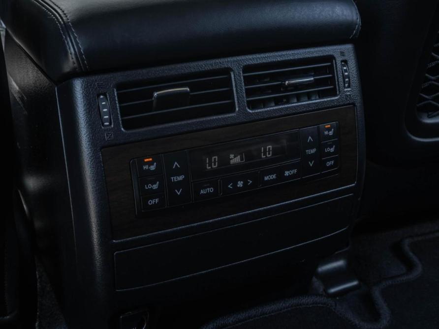 Toyota Land Cruiser 200 Series Рестайлинг 2 Ставрополь  - изображение 27