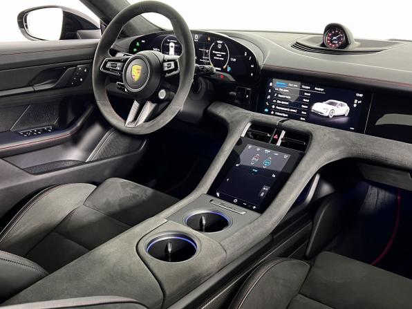 Porsche Taycan I с пробегом 2022 года, цена 10 900 000 рублей, 20000 км, универсал, Автокод Объявления
