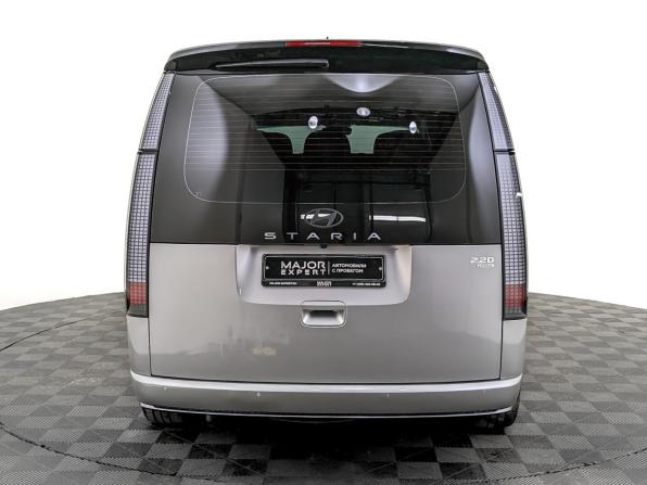 Hyundai Staria I с пробегом 2024 года, цена 6 414 500 рублей, 10142 км, минивэн, Автокод Объявления