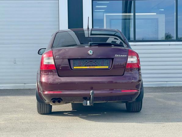 Skoda Octavia II (A5) Рестайлинг с пробегом 2012 года, цена 670 000 рублей, 297700 км, лифтбек, Автокод Объявления