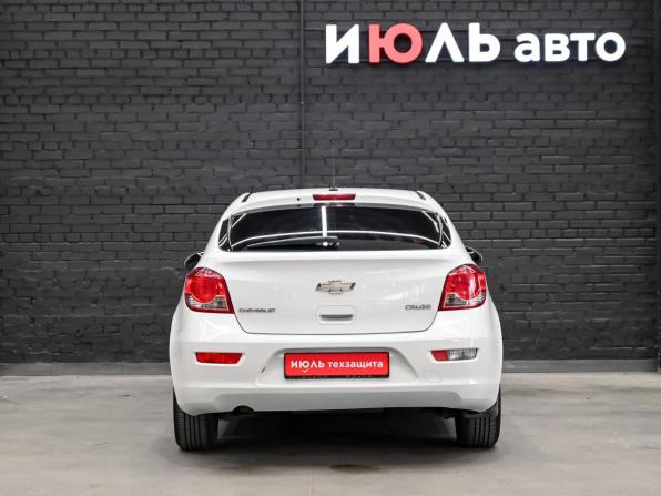 Chevrolet Cruze I Рестайлинг с пробегом 2013 года, цена 690 000 рублей, 175165 км, хэтчбек, Автокод Объявления