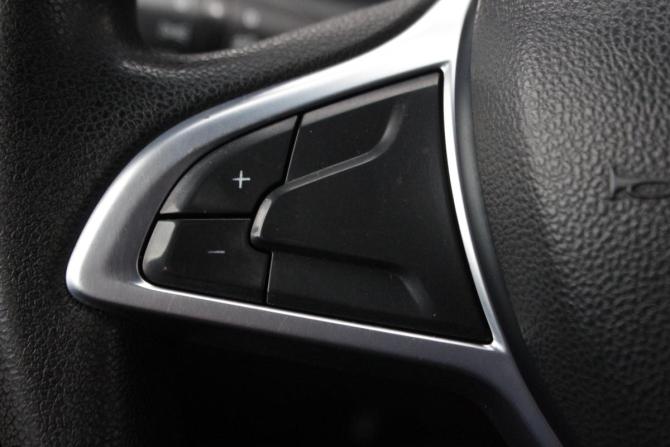 Renault Sandero II Рестайлинг с пробегом 2019 года, цена 1 120 000 рублей, 156001 км, хэтчбек, Автокод Объявления