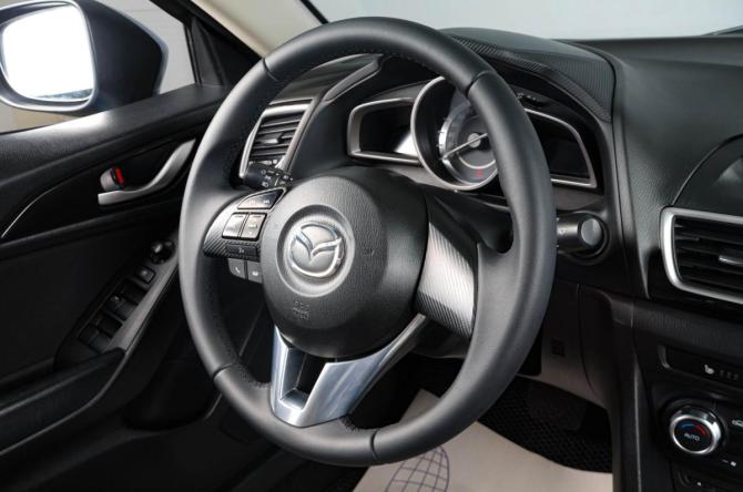 Mazda 3 III (BM) с пробегом 2014 года, цена 1 429 000 рублей, 183000 км, хэтчбек, Автокод Объявления