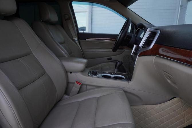 Jeep Grand Cherokee IV (WK2) с пробегом 2012 года, цена 1 879 000 рублей, 285955 км, внедорожник, Автокод Объявления
