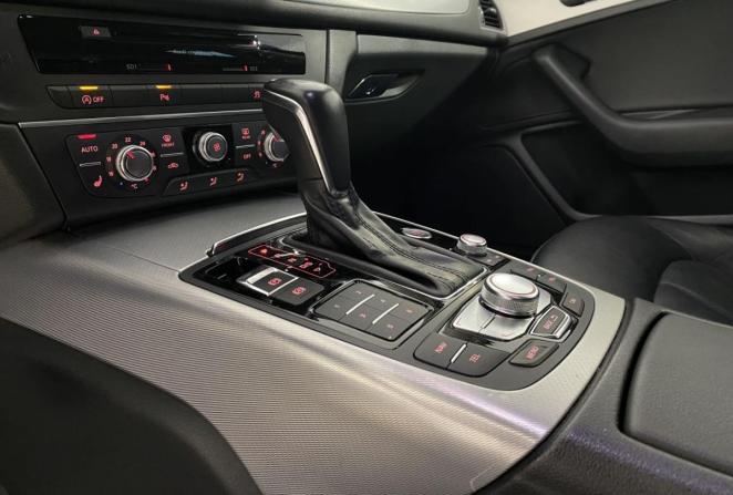 Audi A6 IV (C7) Рестайлинг с пробегом 2017 года, цена 2 250 000 рублей, 207189 км, седан, Автокод Объявления