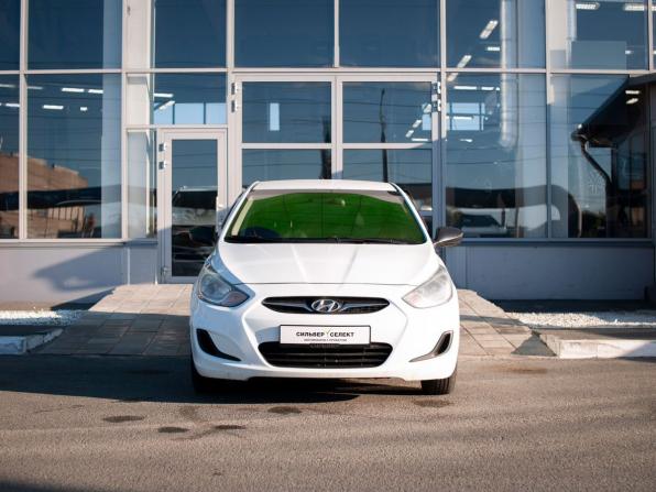Hyundai Solaris I с пробегом 2013 года, цена 660 000 рублей, 232079 км, седан, Автокод Объявления