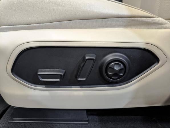 Jeep Grand Cherokee V (WL) с пробегом 2023 года, цена 6 500 000 рублей, 59587 км, внедорожник, Автокод Объявления