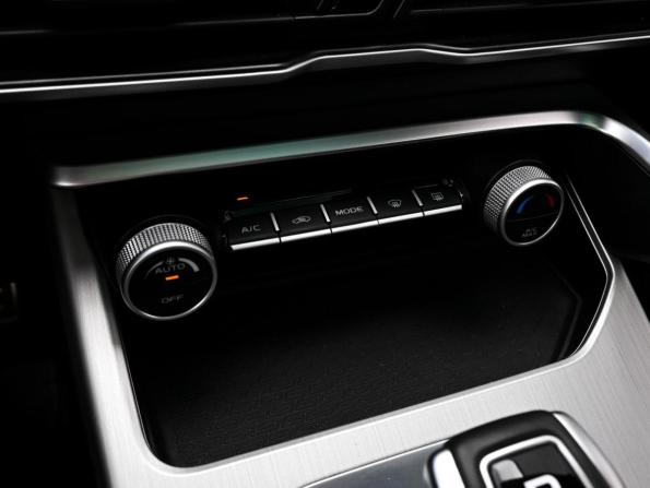 Geely Coolray I с пробегом 2022 года, цена 1 775 000 рублей, 89991 км, внедорожник, Автокод Объявления