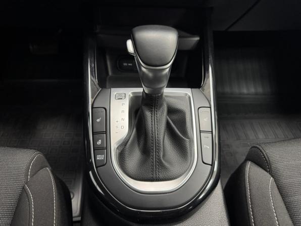 Kia Cerato IV Рестайлинг с пробегом 2021 года, цена 2 246 400 рублей, 31465 км, седан, Автокод Объявления