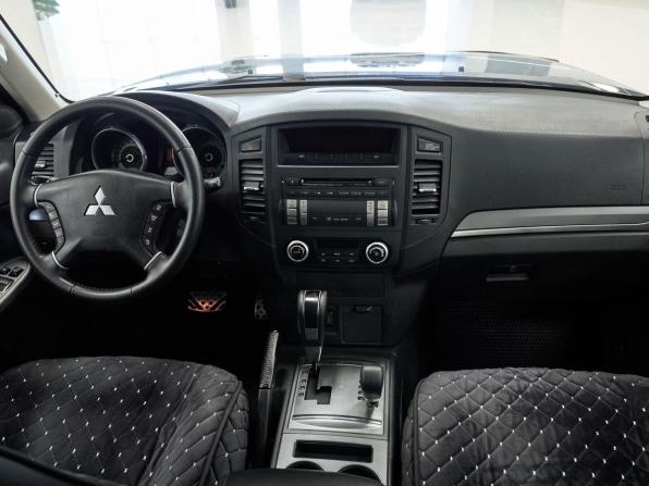 Mitsubishi Pajero IV Рестайлинг 1 с пробегом 2012 года, цена 1 819 000 рублей, 196145 км, внедорожник, Автокод Объявления