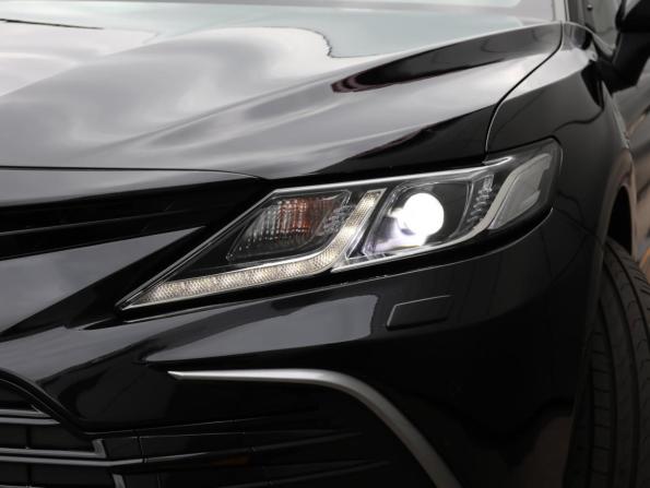 Toyota Camry VIII (XV70) Рестайлинг с пробегом 2021 года, цена 3 049 000 рублей, 61088 км, седан, Автокод Объявления
