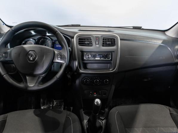 Renault Sandero II с пробегом 2018 года, цена 1 047 200 рублей, 150741 км, хэтчбек, Автокод Объявления