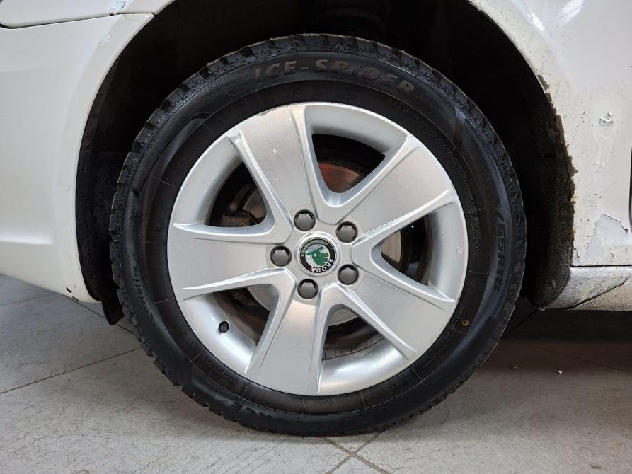 Skoda Octavia II (A5) Рестайлинг Москва  - изображение 9