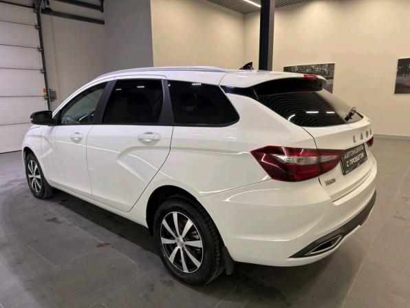 Lada (ВАЗ) Vesta I Рестайлинг (NG) с пробегом 2024 года, цена 1 375 000 рублей, 16650 км, универсал, Автокод Объявления