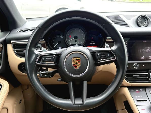 Porsche Macan I Рестайлинг 2 с пробегом 2022 года, цена 10 300 000 рублей, 44360 км, внедорожник, Автокод Объявления