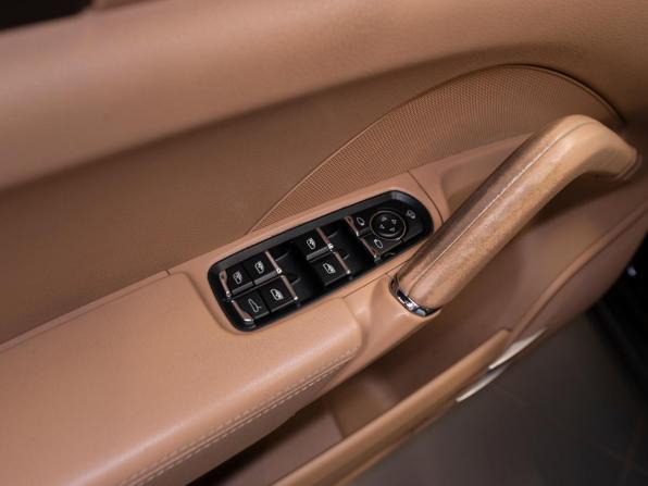 Porsche Cayenne II (958) с пробегом 2011 года, цена 1 795 000 рублей, 246289 км, внедорожник, Автокод Объявления