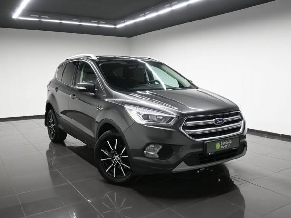 Ford Kuga II Рестайлинг с пробегом 2018 года, цена 1 595 000 рублей, 160002 км, внедорожник, Автокод Объявления