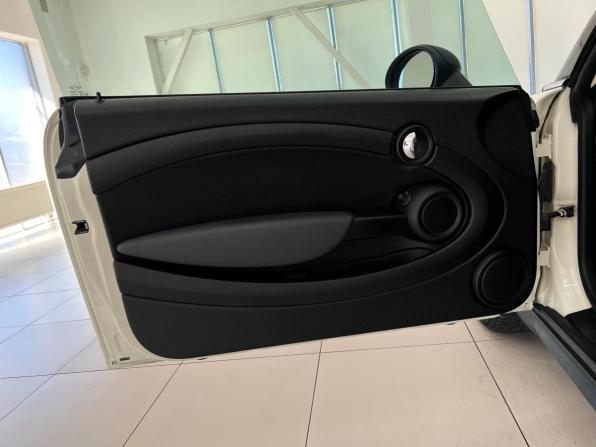 Mini Hatch II (R56) Рестайлинг с пробегом 2011 года, цена 890 000 рублей, 168500 км, хэтчбек, Автокод Объявления