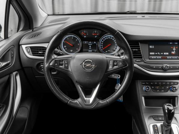 Opel Astra K Рестайлинг с пробегом 2021 года, цена 1 350 000 рублей, 213042 км, универсал, Автокод Объявления