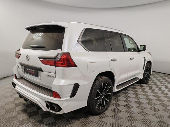 Lexus LX III Рестайлинг 2 с пробегом 2017 года, цена 8 000 000 рублей, 65282 км, внедорожник, Автокод Объявления