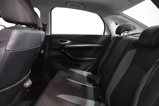 Lada (ВАЗ) Vesta I Рестайлинг (NG) с пробегом 2024 года, цена 1 319 000 рублей, 24000 км, седан, Автокод Объявления