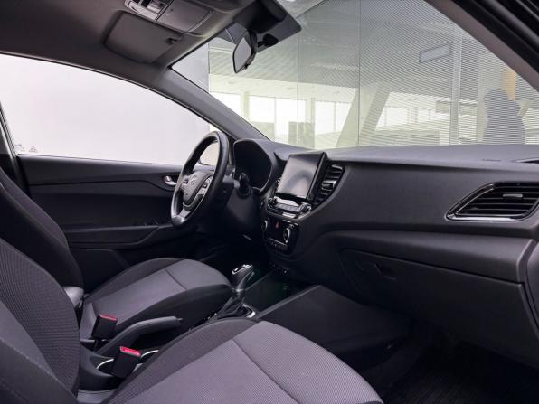 Hyundai Solaris II Рестайлинг с пробегом 2021 года, цена 1 725 000 рублей, 82500 км, седан, Автокод Объявления