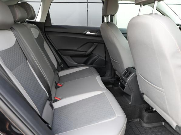 Volkswagen Taos I с пробегом 2021 года, цена 1 798 000 рублей, 201350 км, внедорожник, Автокод Объявления