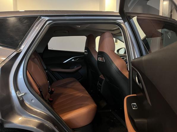 Omoda C5 I с пробегом 2023 года, цена 1 880 000 рублей, 46600 км, внедорожник, Автокод Объявления