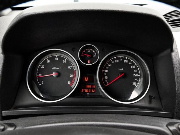 Opel Zafira B Рестайлинг с пробегом 2011 года, цена 605 000 рублей, 276000 км, компактвэн, Автокод Объявления