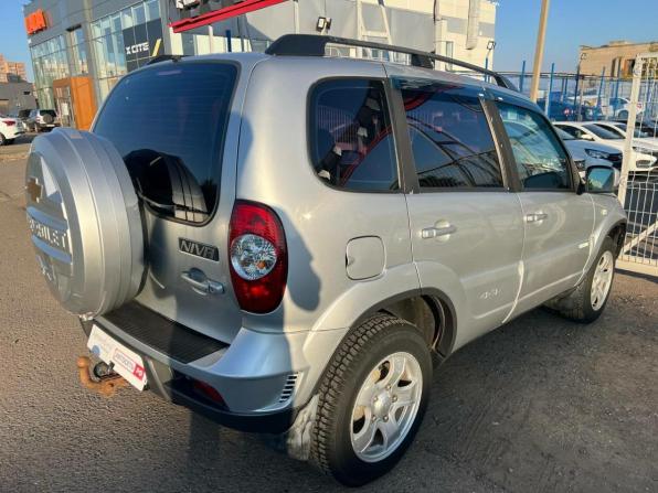 Chevrolet Niva I Рестайлинг с пробегом 2012 года, цена 455 800 рублей, 102250 км, внедорожник, Автокод Объявления