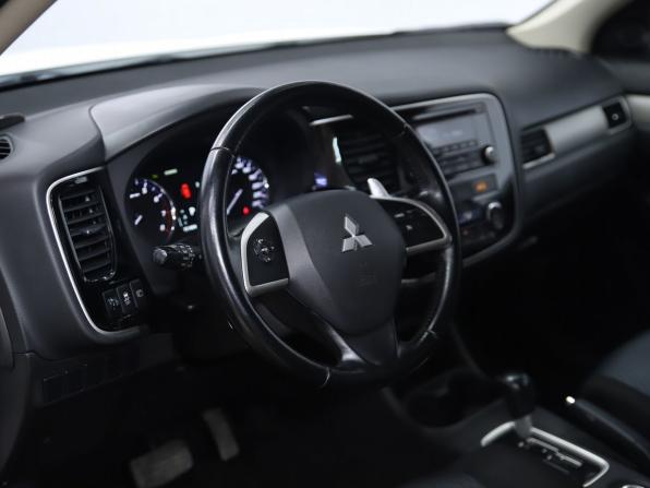 Mitsubishi Outlander III с пробегом 2013 года, цена 1 590 000 рублей, 151404 км, внедорожник, Автокод Объявления