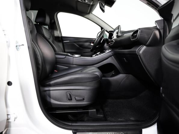 Hyundai Santa Fe IV Рестайлинг с пробегом 2023 года, цена 3 949 000 рублей, 25619 км, внедорожник, Автокод Объявления