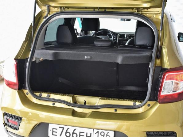 Renault Sandero II с пробегом 2016 года, цена 999 000 рублей, 99669 км, хэтчбек, Автокод Объявления