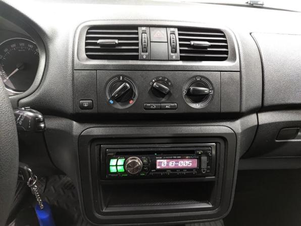 Skoda Fabia II Рестайлинг с пробегом 2011 года, цена 590 000 рублей, 186240 км, хэтчбек, Автокод Объявления