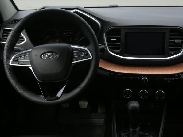Lada (ВАЗ) Vesta I Рестайлинг (NG) с пробегом 2023 года, цена 1 333 000 рублей, 22800 км, седан, Автокод Объявления