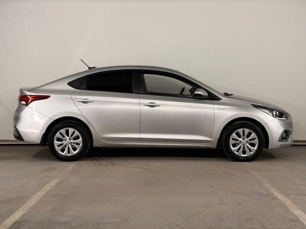 Hyundai Solaris II с пробегом 2017 года, цена 1 259 000 рублей, 79976 км, седан, Автокод Объявления