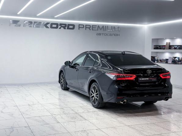 Toyota Camry VIII (XV70) Рестайлинг с пробегом 2022 года, цена 3 850 000 рублей, 89246 км, седан, Автокод Объявления