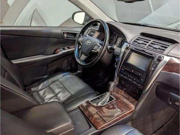 Toyota Camry VII (XV50) Рестайлинг 2 с пробегом 2018 года, цена 2 195 000 рублей, 157000 км, седан, Автокод Объявления
