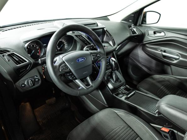Ford Kuga II Рестайлинг с пробегом 2017 года, цена 1 719 700 рублей, 111209 км, внедорожник, Автокод Объявления