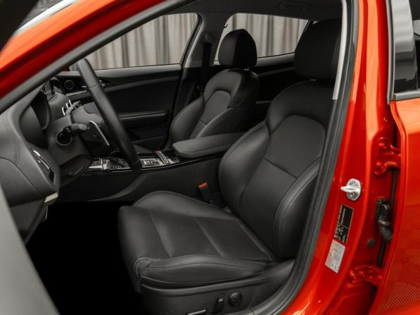 Kia Stinger I с пробегом 2019 года, цена 2 850 000 рублей, 10254 км, лифтбек, Автокод Объявления