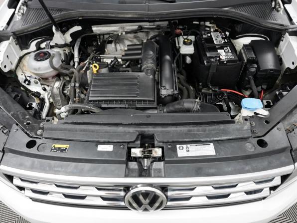 Volkswagen Tiguan II с пробегом 2019 года, цена 2 442 000 рублей, 156928 км, внедорожник, Автокод Объявления