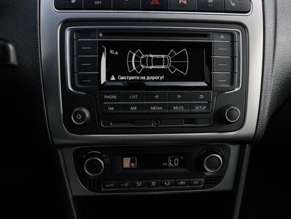 Volkswagen Polo V Рестайлинг с пробегом 2018 года, цена 1 749 000 рублей, 84023 км, седан, Автокод Объявления