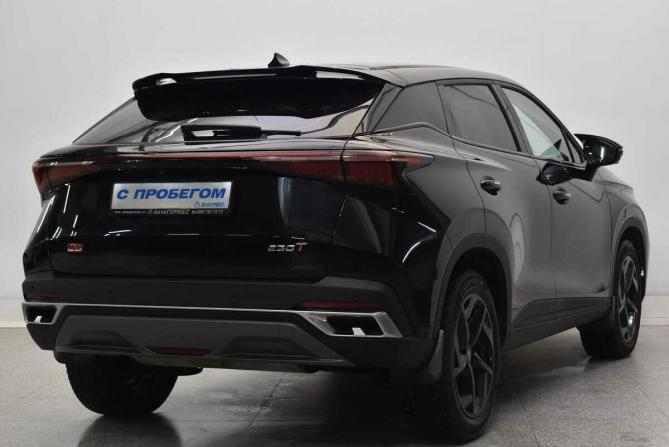 Omoda C5 I с пробегом 2022 года, цена 1 435 000 рублей, 111165 км, внедорожник, Автокод Объявления