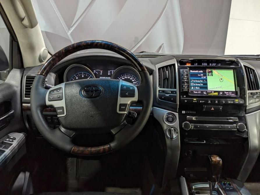 Toyota Land Cruiser 200 Series Рестайлинг 1 Пермь  - изображение 17