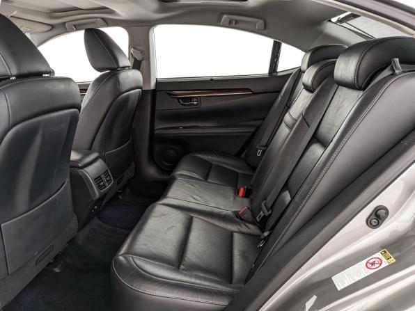 Lexus ES VI с пробегом 2015 года, цена 2 690 000 рублей, 100023 км, седан, Автокод Объявления