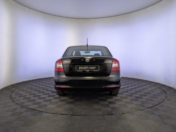 Skoda Octavia II (A5) Рестайлинг с пробегом 2011 года, цена 1 180 000 рублей, 107050 км, лифтбек, Автокод Объявления