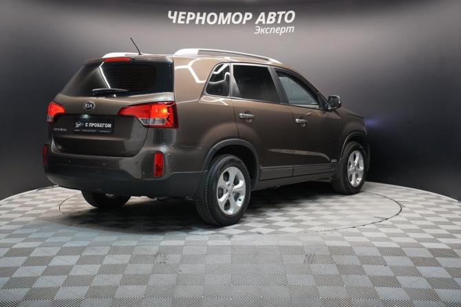 Kia Sorento II Рестайлинг с пробегом 2012 года, цена 1 250 000 рублей, 310974 км, внедорожник, Автокод Объявления