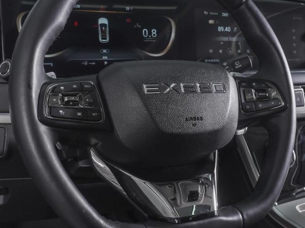 Exeed TXL I Рестайлинг с пробегом 2023 года, цена 2 030 000 рублей, 106401 км, внедорожник, Автокод Объявления