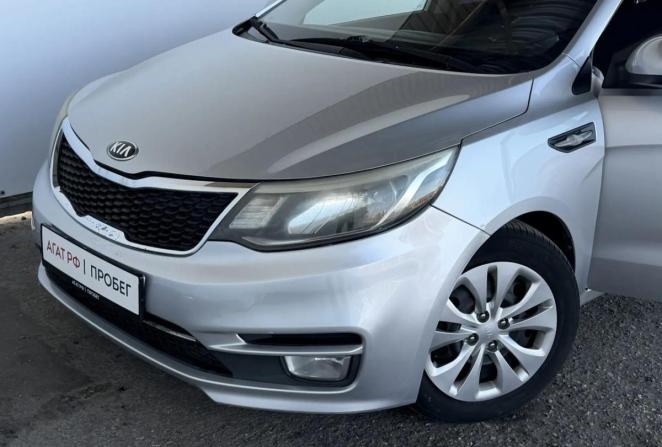 Kia Rio III Рестайлинг с пробегом 2016 года, цена 997 000 рублей, 107466 км, хэтчбек, Автокод Объявления